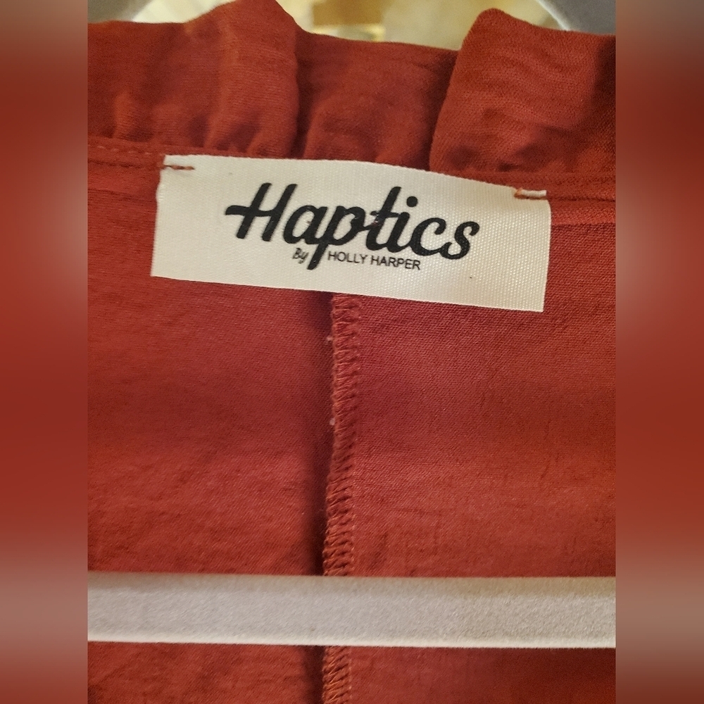 Haptics Ruffle Blouse - Picture 6 of 7